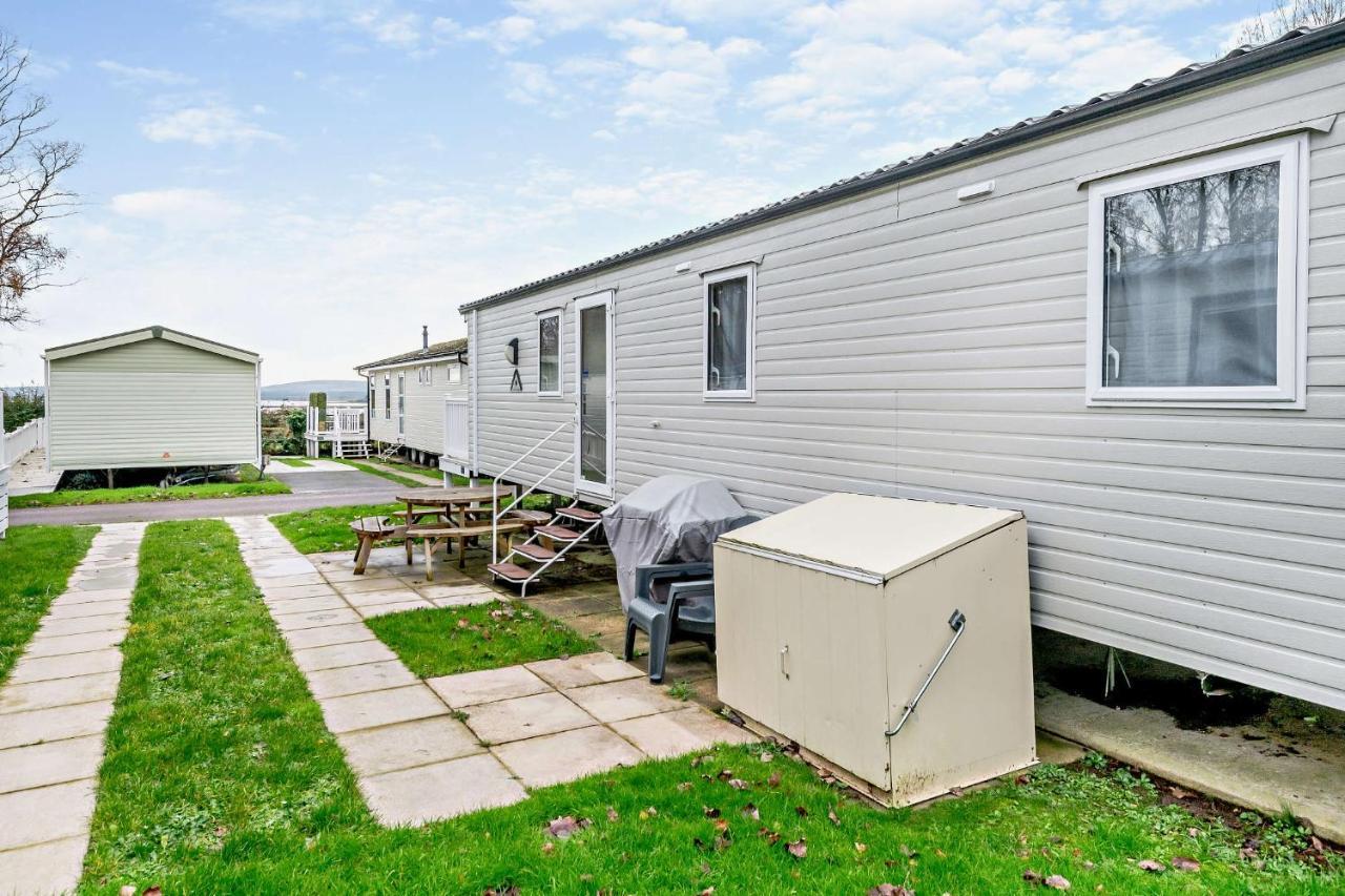 Sea La Vie Lodge, Rockley Park Holiday Park, Poole, Dorset Exterior photo
